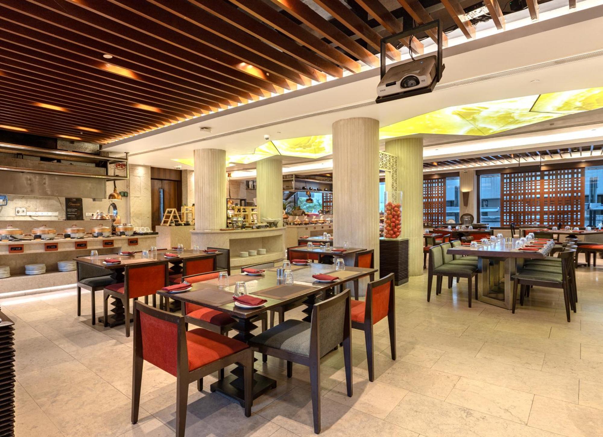 The Mirador Hotel Mumbai Exterior photo