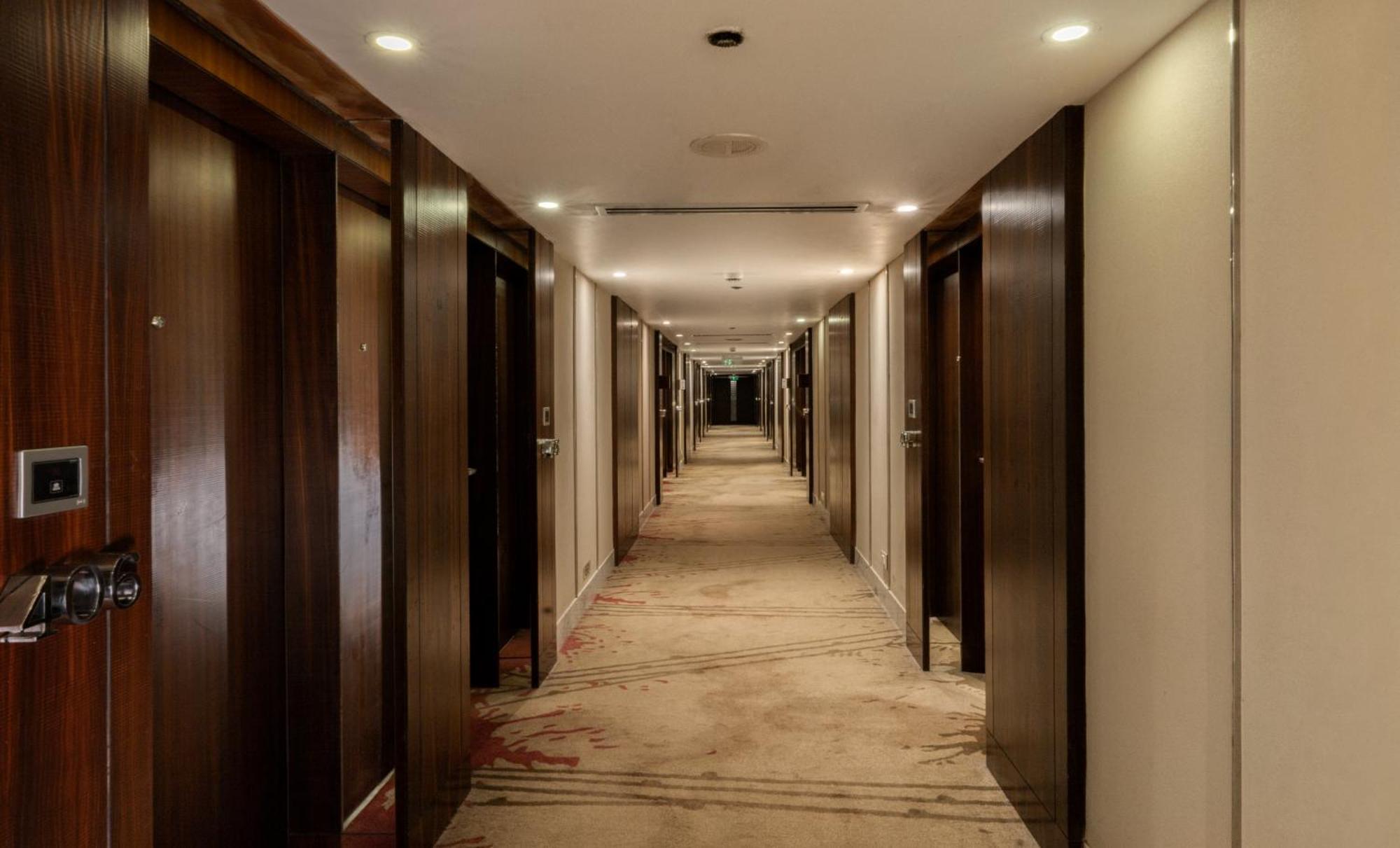 The Mirador Hotel Mumbai Exterior photo