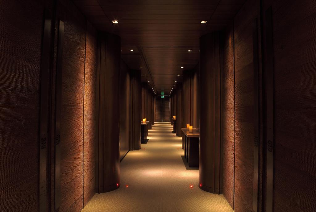 The Mirador Hotel Mumbai Exterior photo