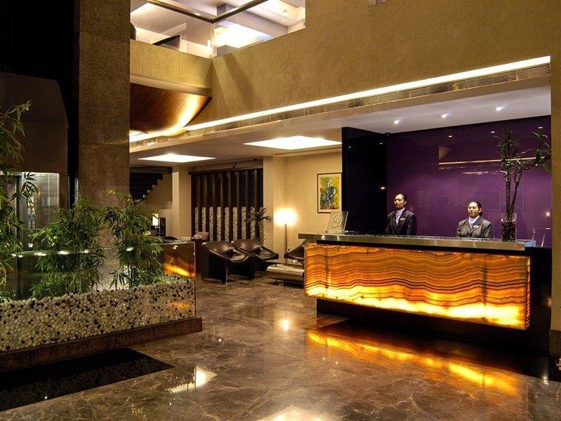 The Mirador Hotel Mumbai Exterior photo